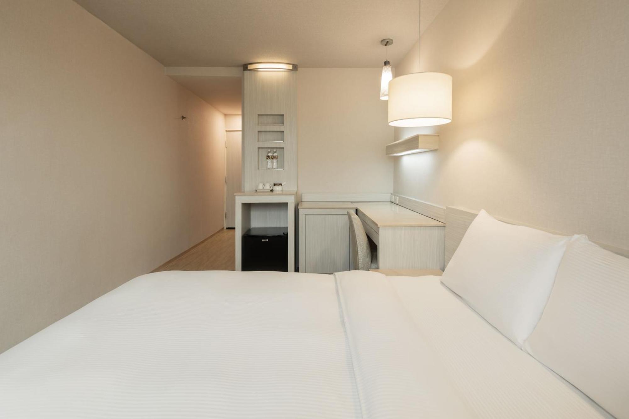 Kindness Hotel - Houyi Jiuru Kaohsiung Oda fotoğraf